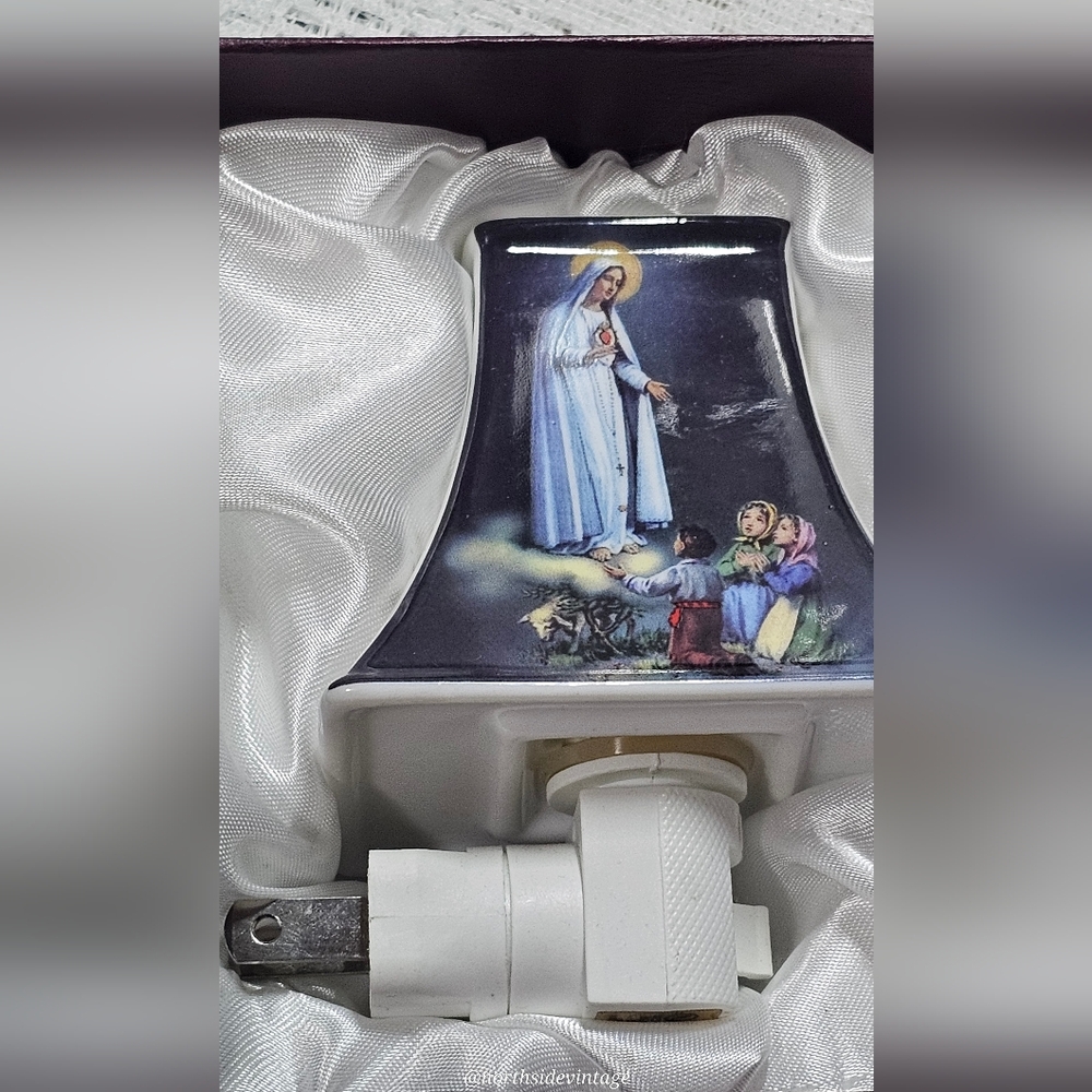 Religious Night Light with Virgin Mary OUR LADY OF FATIMA. Adeline Porcelin